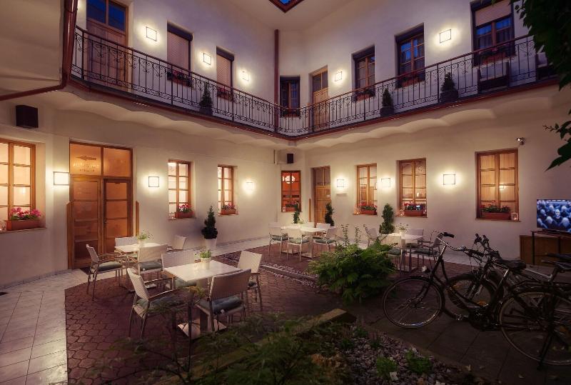 City Residence Apartment Hotel image