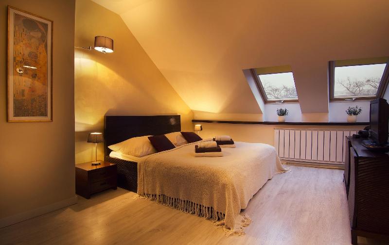 City Residence Apartment Hotel image