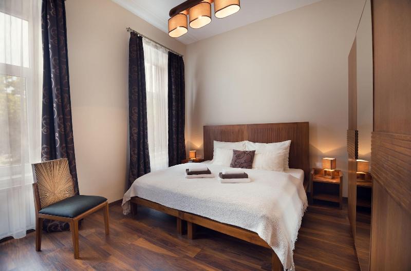 City Residence Apartment Hotel image