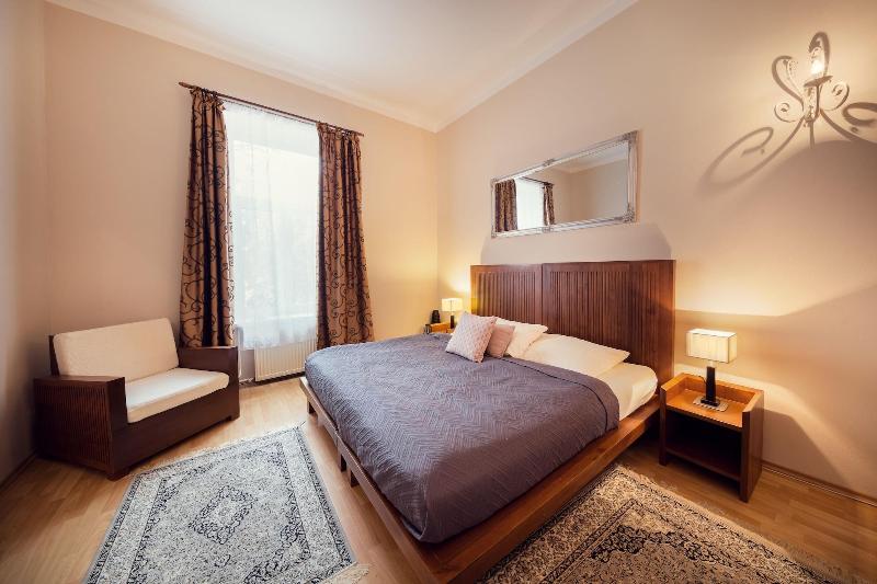 City Residence Apartment Hotel image
