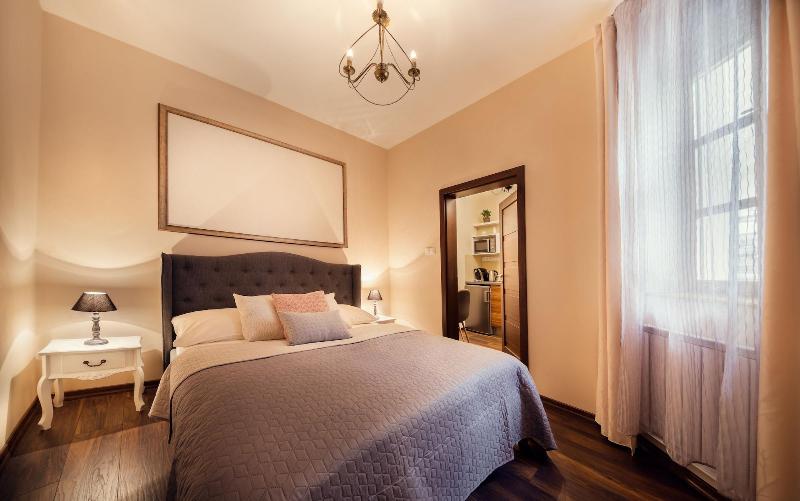 City Residence Apartment Hotel image