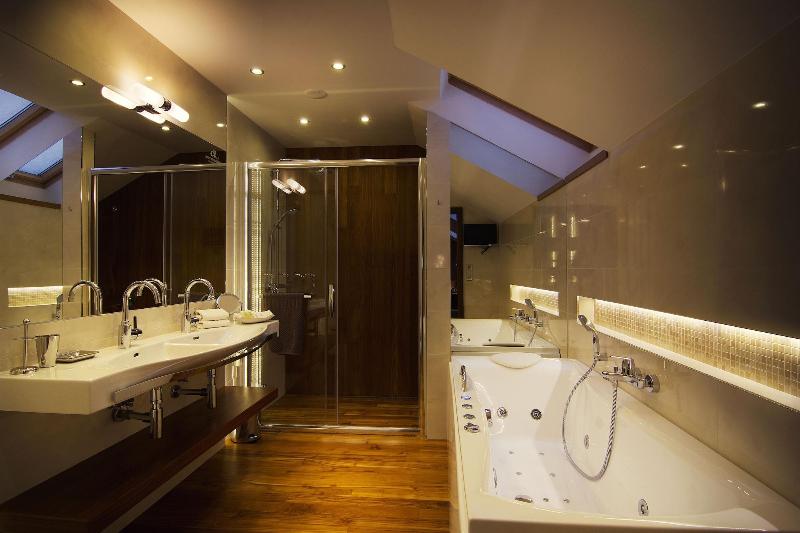City Residence Apartment Hotel image