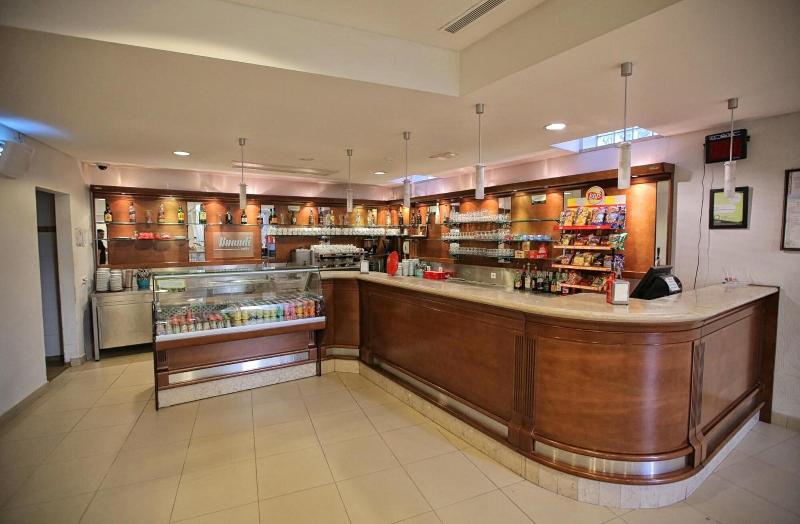 Hotel Recinto image