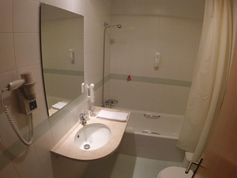 Hotel Recinto image