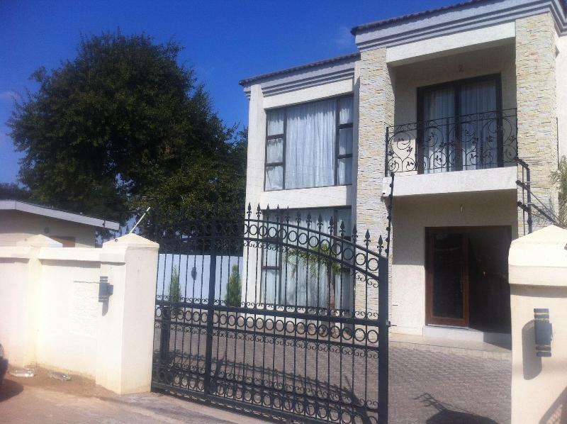 First Avenue Guest House image