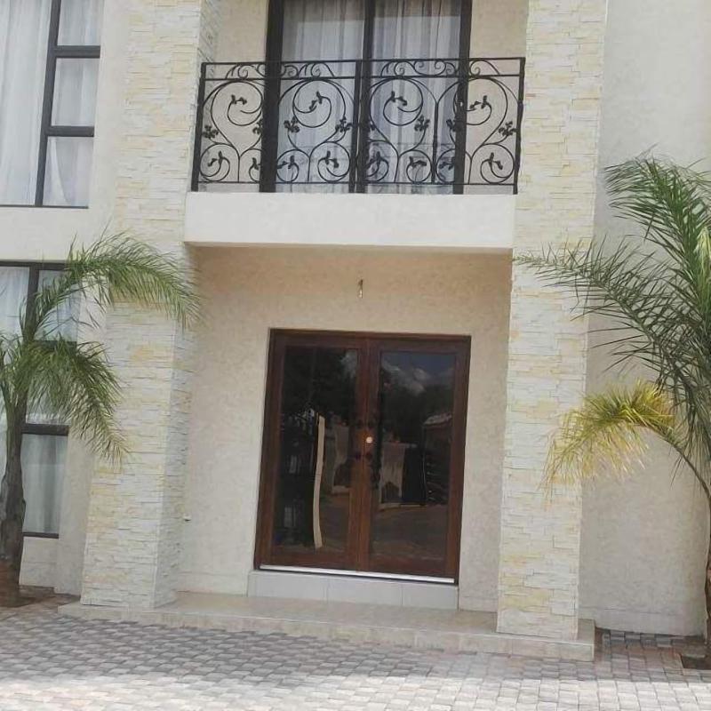 First Avenue Guest House image