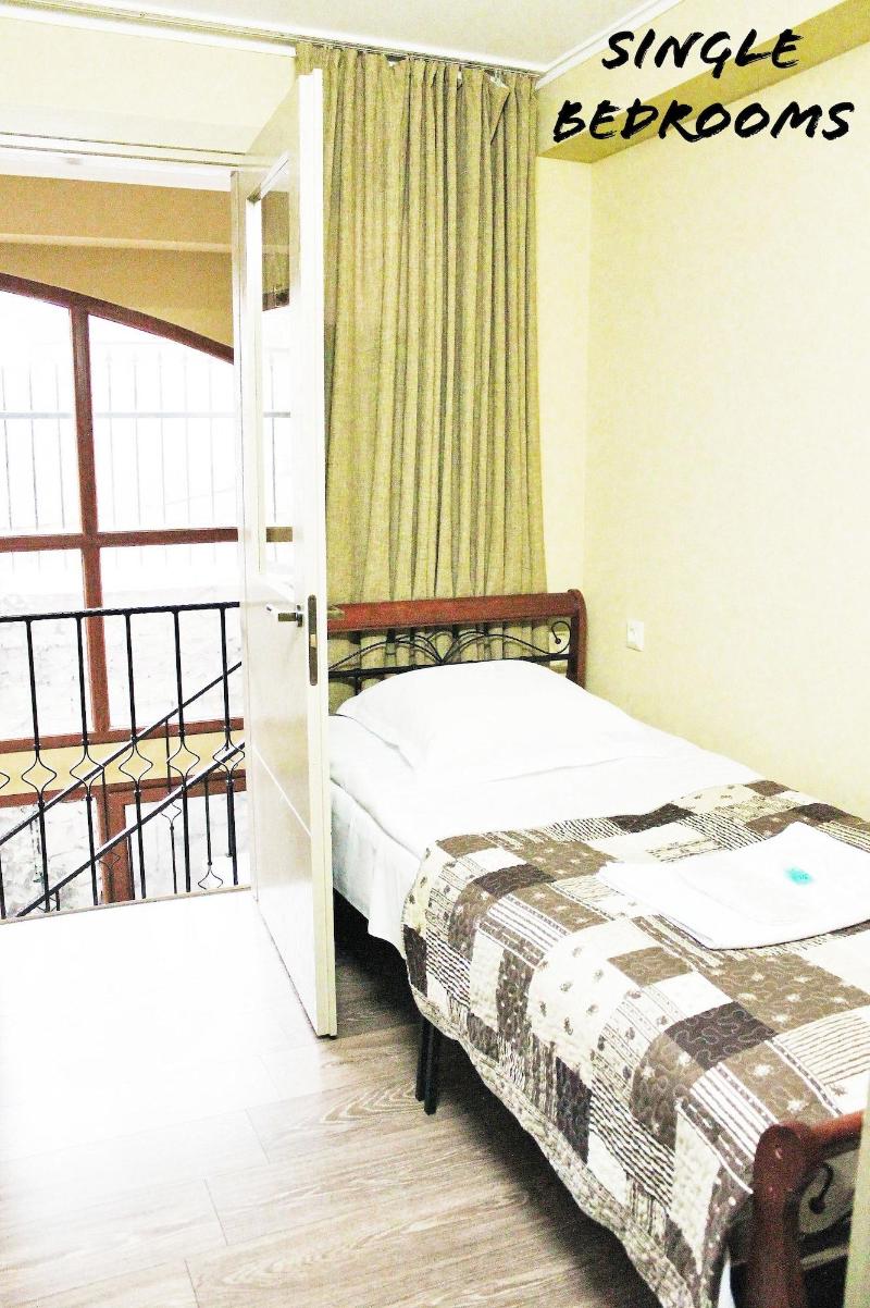 Red Fox Guesthouse image