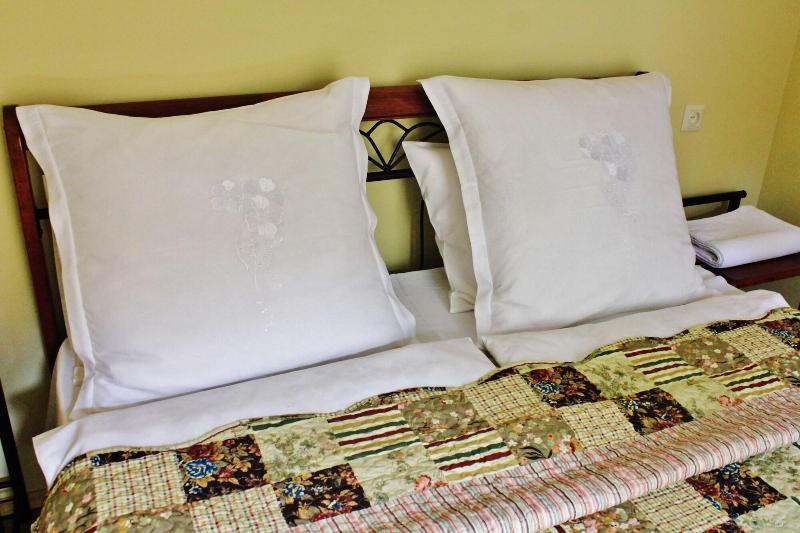 Red Fox Guesthouse image