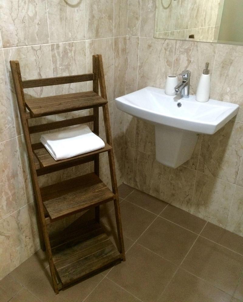 Red Fox Guesthouse image