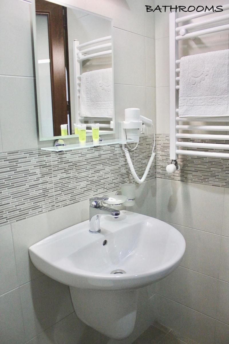 Red Fox Guesthouse image