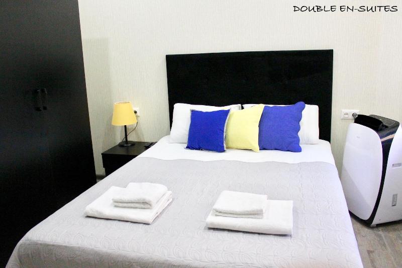 Red Fox Guesthouse image