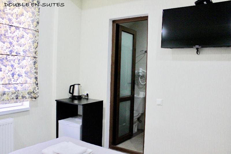 Red Fox Guesthouse image