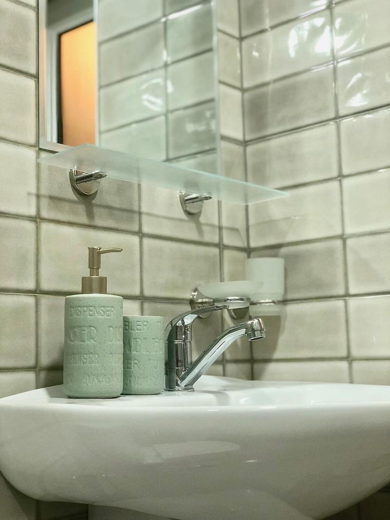 Red Fox Guesthouse image