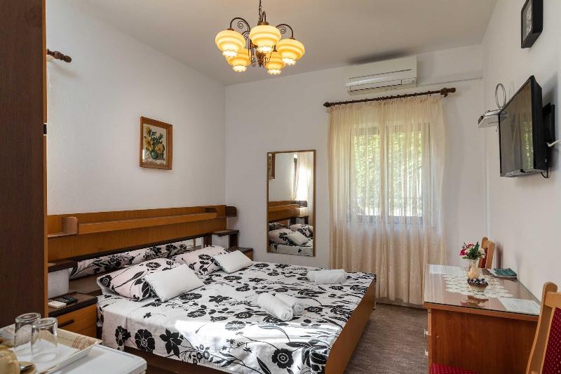 Guest House Cesic image