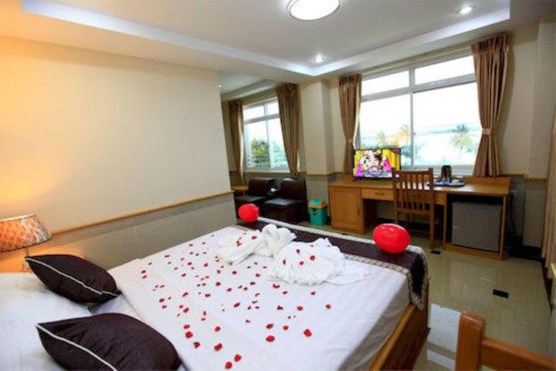 Hotel Novel image