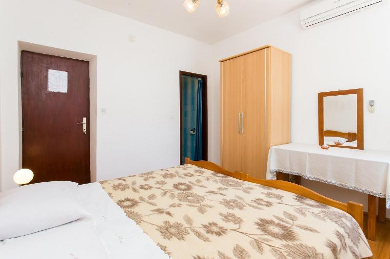 Guest House Simunovic image