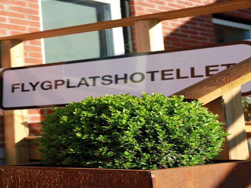 Flygplatshotellet image