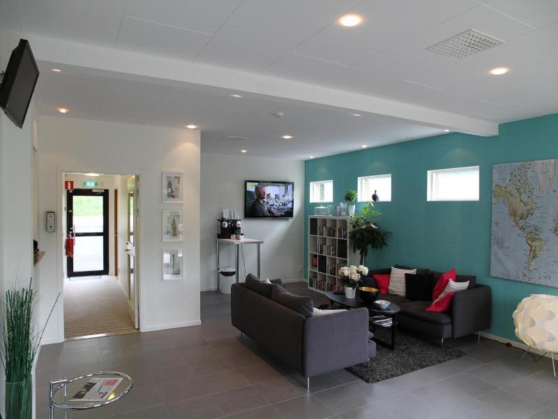 Flygplatshotellet image