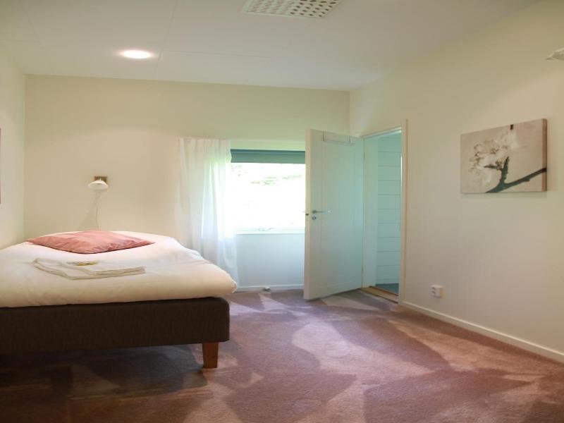 Flygplatshotellet image