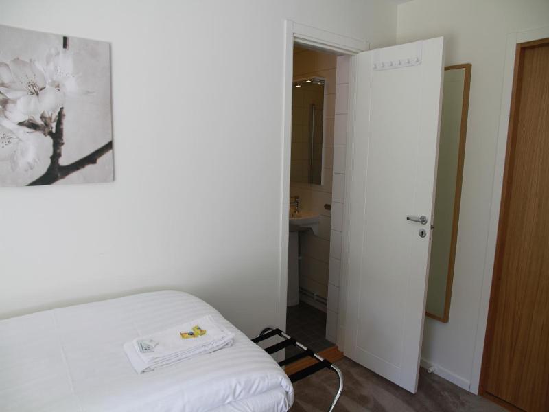 Flygplatshotellet image