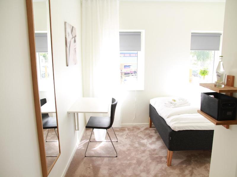 Flygplatshotellet image