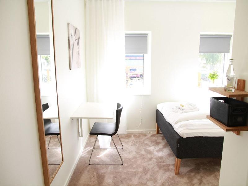 Flygplatshotellet image