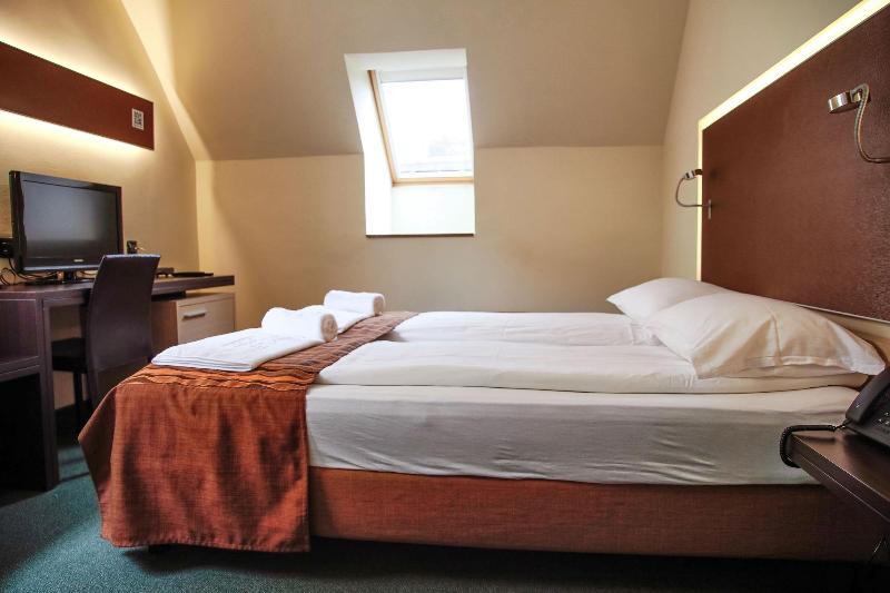Hotel Lent image