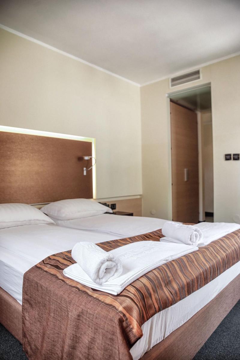 Hotel Lent image