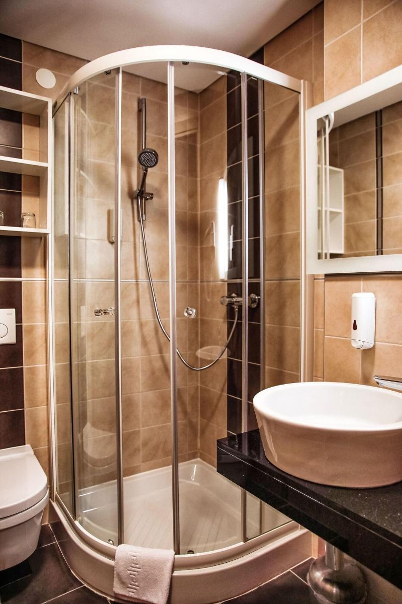 Hotel Lent image