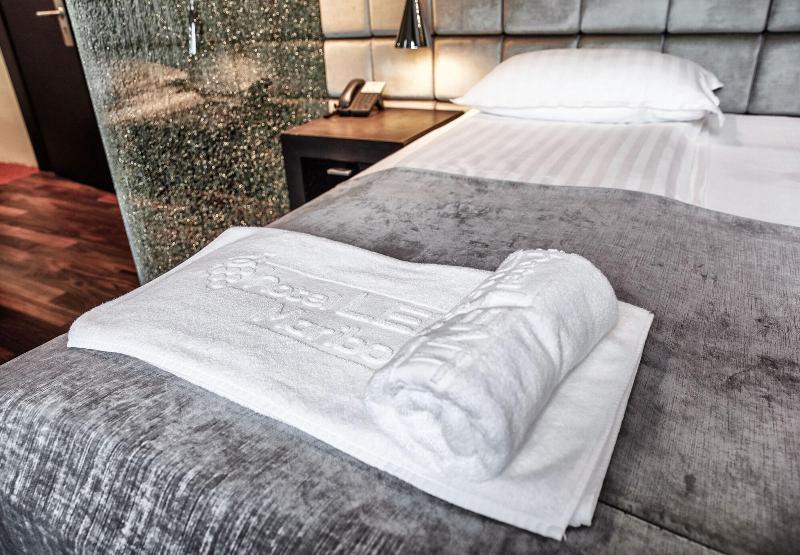 Hotel Lent image