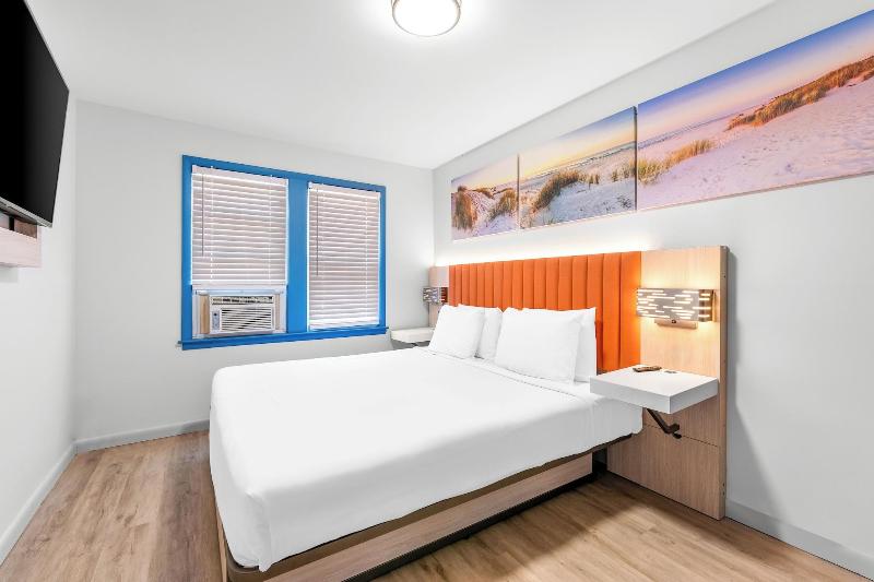 Buttercup Suites image