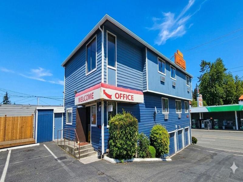 Farwest Motel