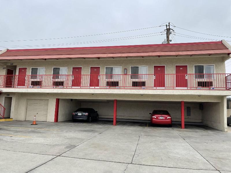 Hiland Motel image