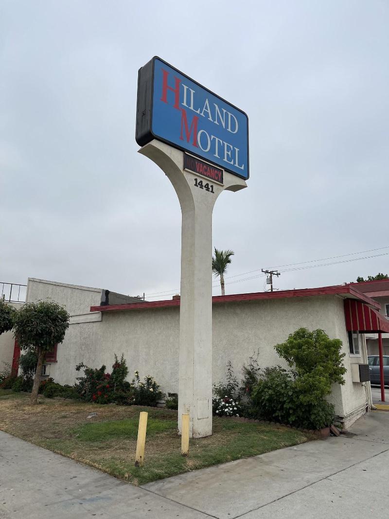 Hiland Motel image