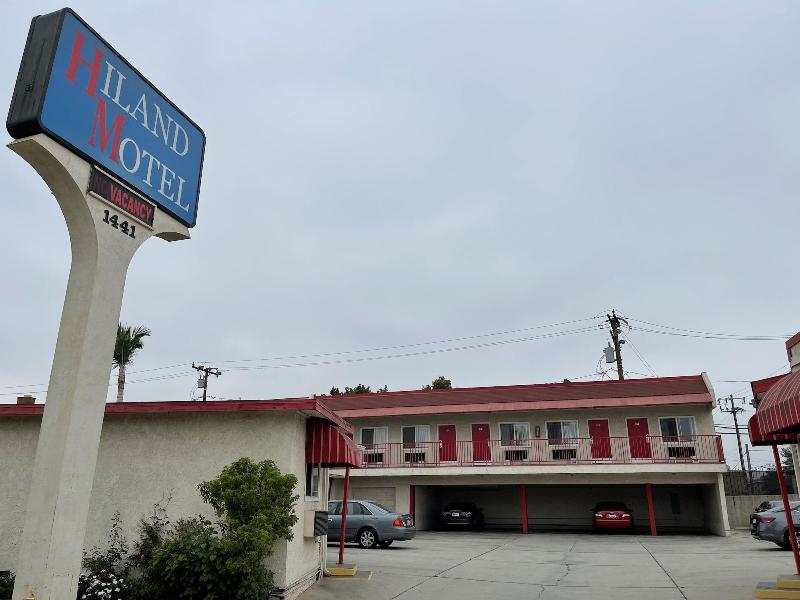 Hiland Motel image