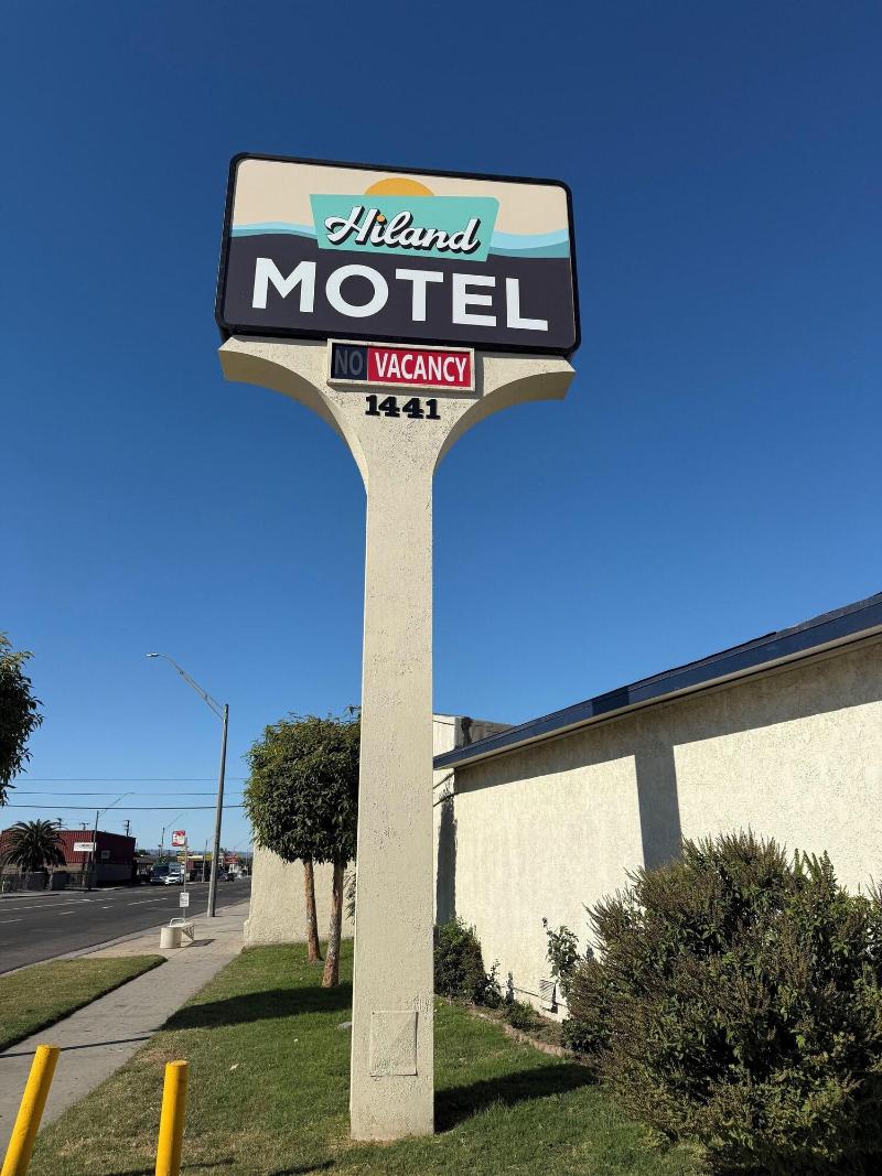 Hiland Motel image