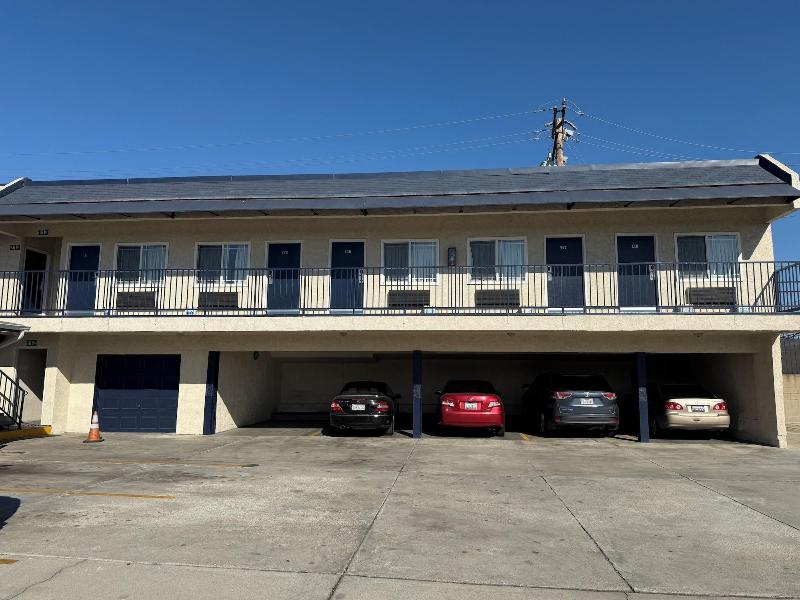 Hiland Motel image