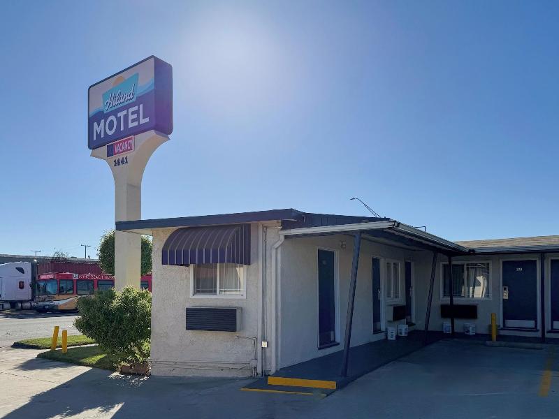 Hiland Motel image