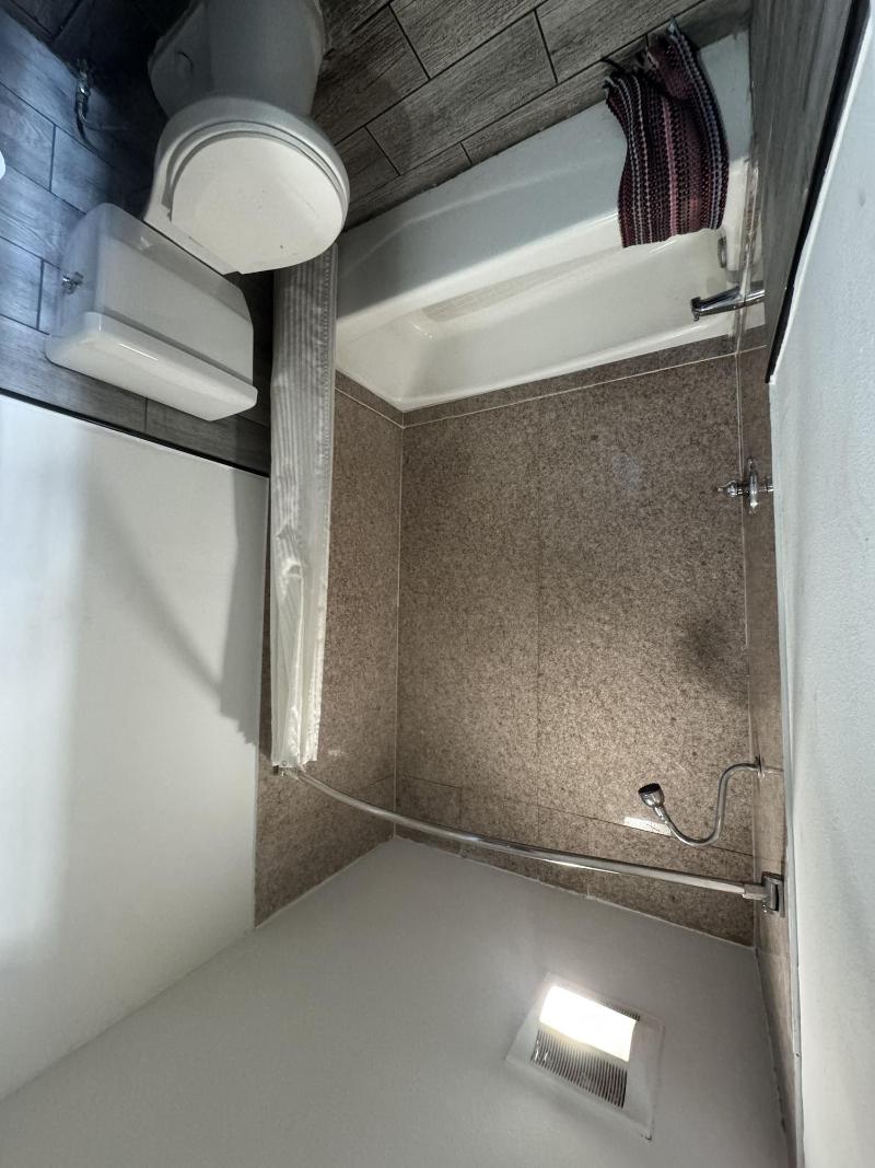 Hiland Motel image