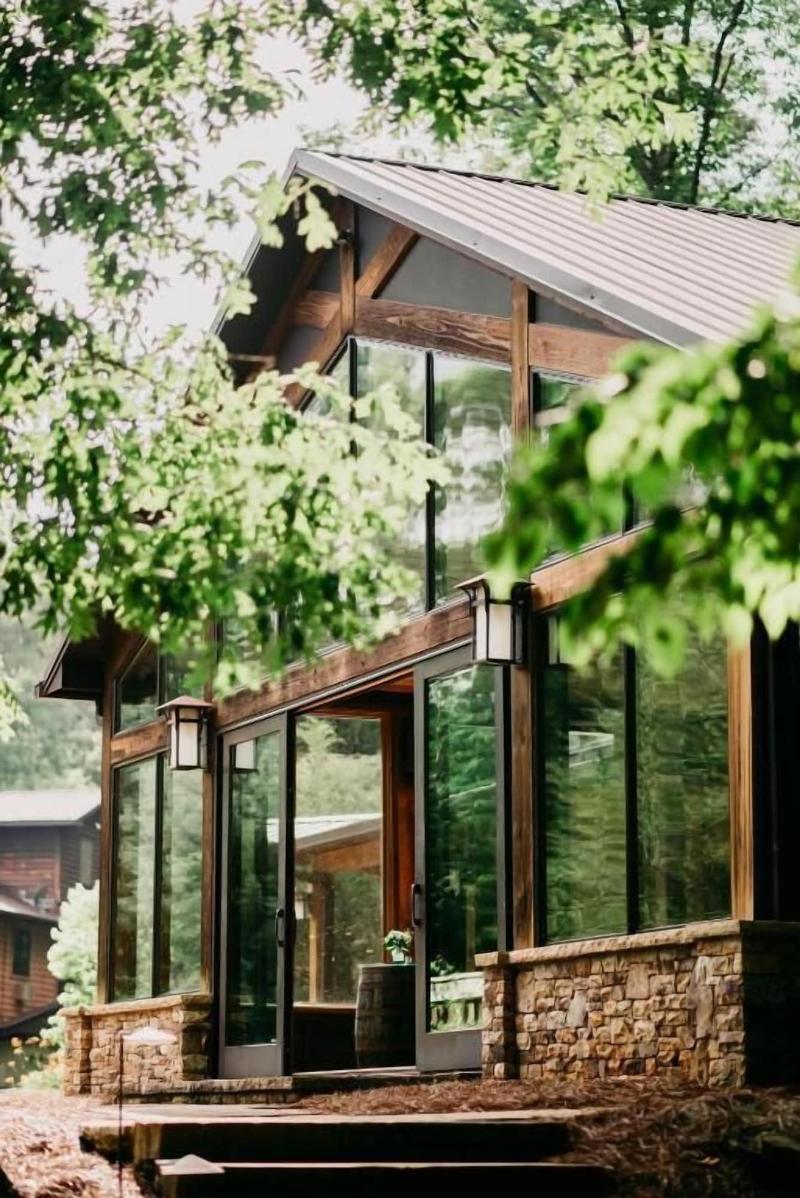 Sylvan Valley Lodge Cellars