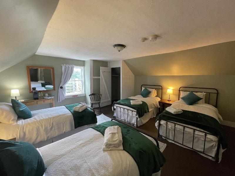 Stone Hearth Inn And Eatery image