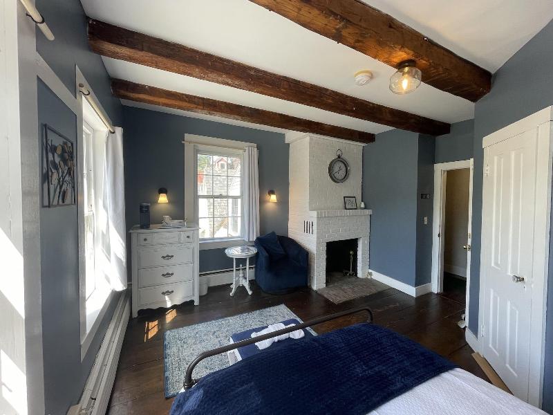 Stone Hearth Inn And Eatery image