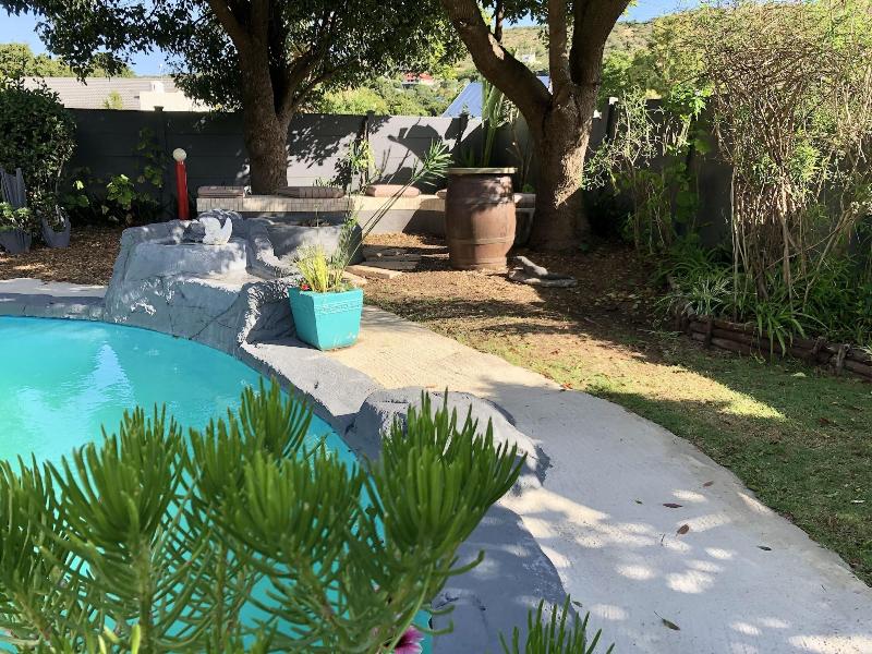 Pelican Lodge