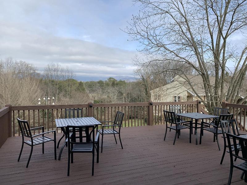 Woodbridge Inn Tavern image