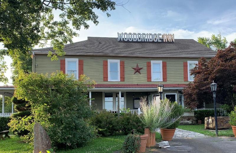 Woodbridge Inn Tavern image