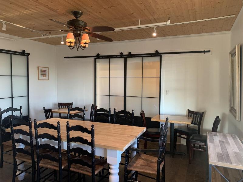 Woodbridge Inn Tavern image