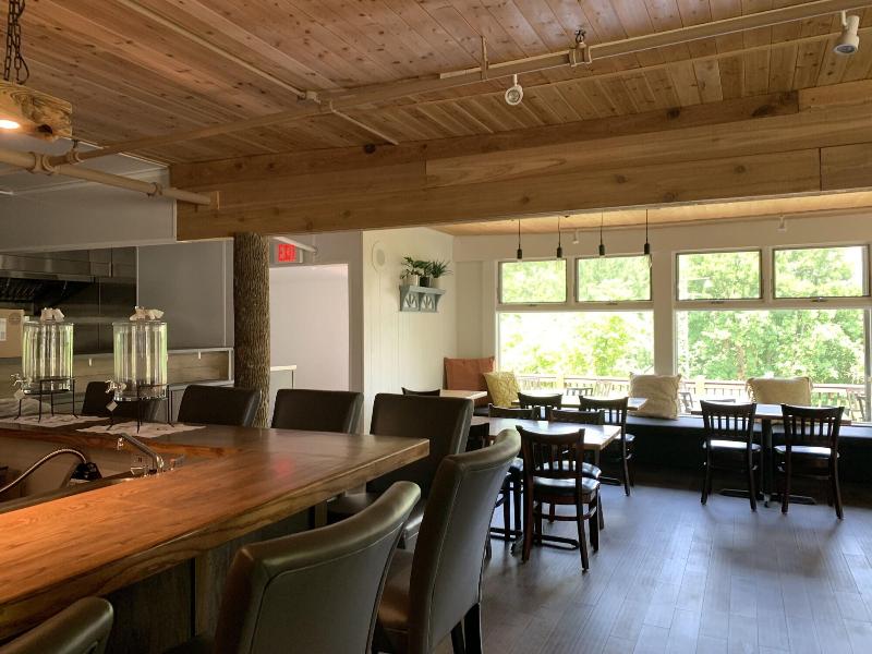 Woodbridge Inn Tavern image