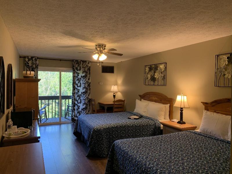Woodbridge Inn Tavern image