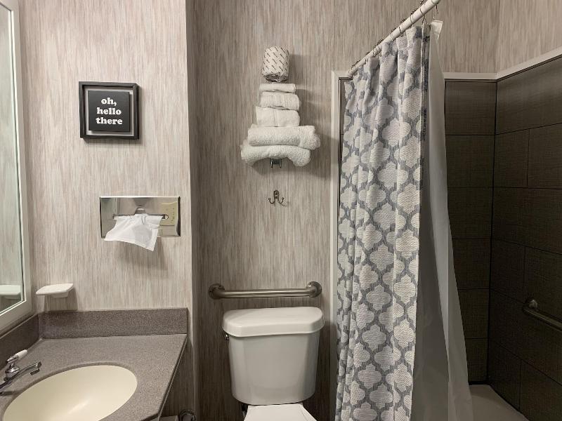 Woodbridge Inn Tavern image