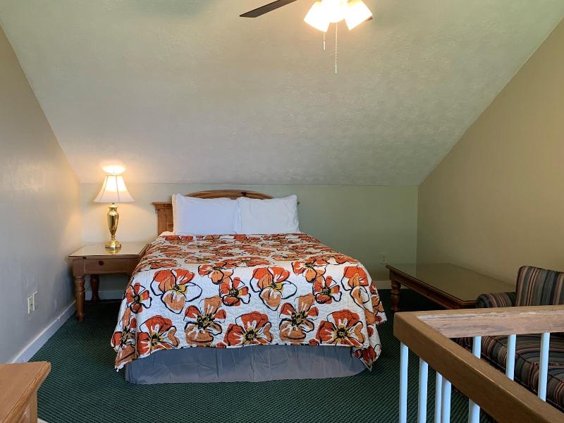 Woodbridge Inn Tavern image